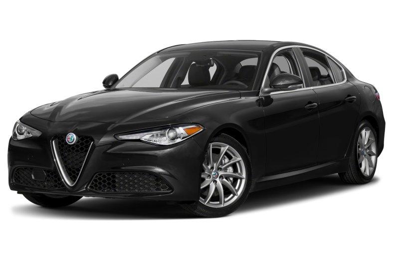 Tappetini auto a vaschetta Alfa Romeo Giulia fabbricazione 06.2016 - presente, carrozzeria berlina