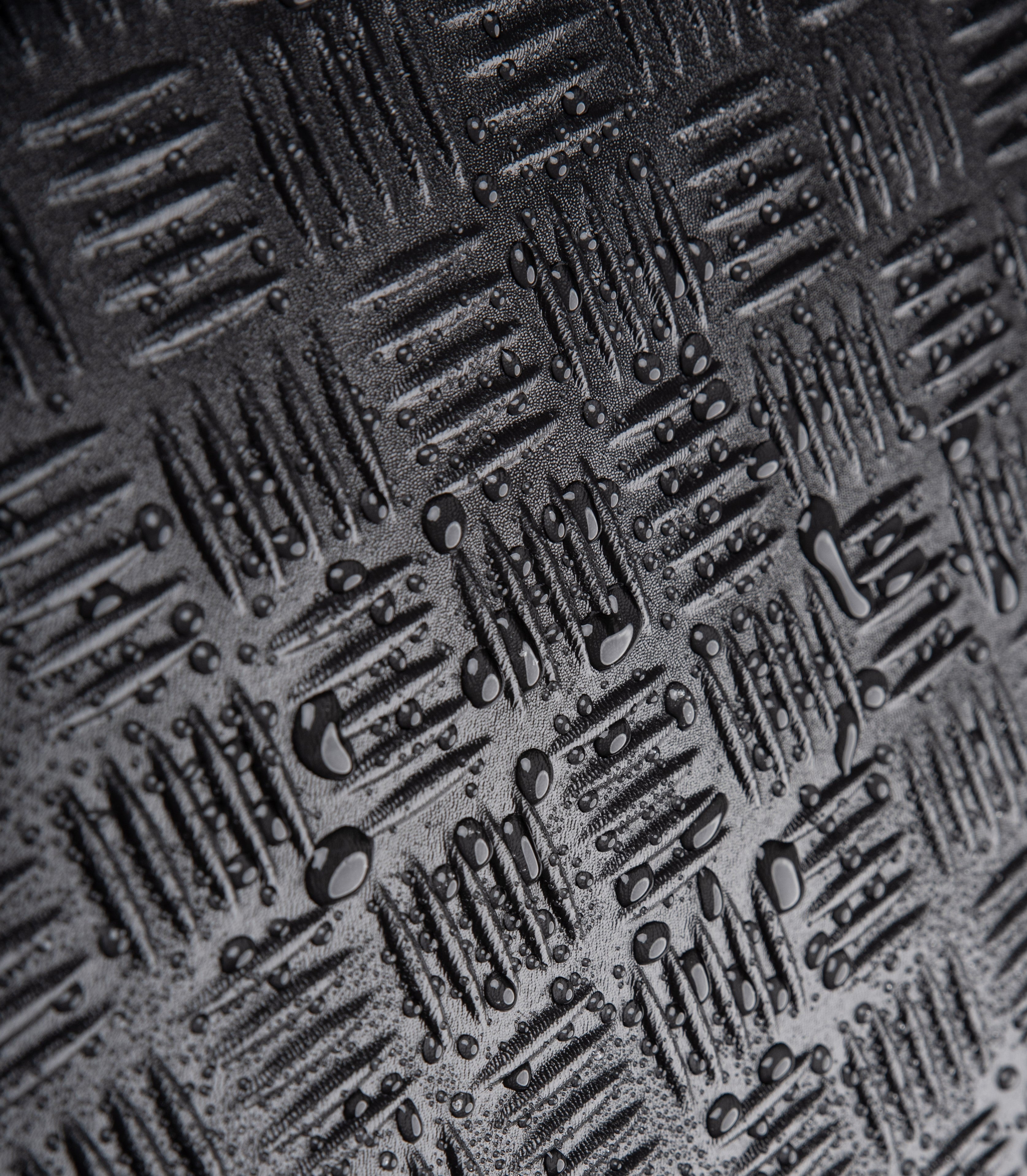 MATERIALE BEN RIFINITO E INODORE