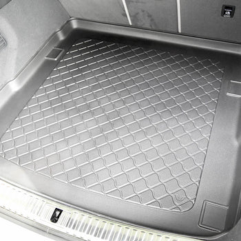 Vasche baule Audi Q8 E-Tron Electric, carrozzeria suv, fabbricazione 05.2019 - presente | 193227GRD