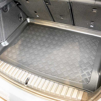 Vasche baule BMW Serie 1 F70, carrozzeria hatchback, fabbricazione 10.2024 - presente | 193635BSC