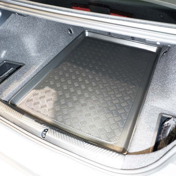 Vasche baule BMW Serie 5 G60 PHEV, carrozzeria berlina, fabbricazione 11.2023 - presente, non corrisponde al modello elettrico | 193649BSC