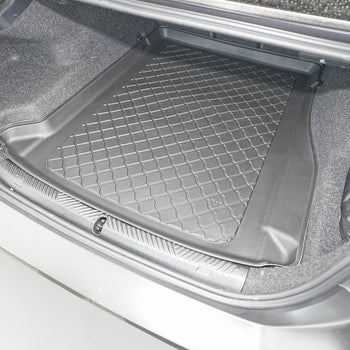 Vasche baule BMW i5 G60, carrozzeria berlina, fabbricazione 10.2023 - presente | 193654GRD