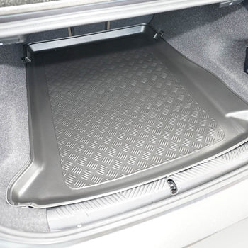 Vasche baule BMW i5 G60, carrozzeria berlina, fabbricazione 10.2023 - presente | 193654BSC