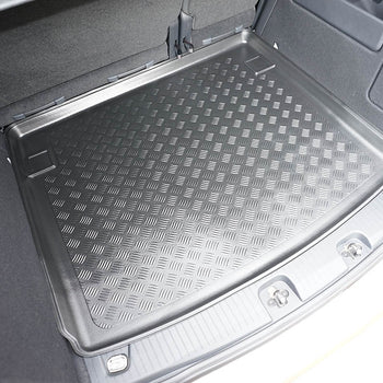 Vasche baule Ford Tourneo Connect III, carrozzeria van, fabbricazione 05.2022 - presente, 5 posti | 193886BSC