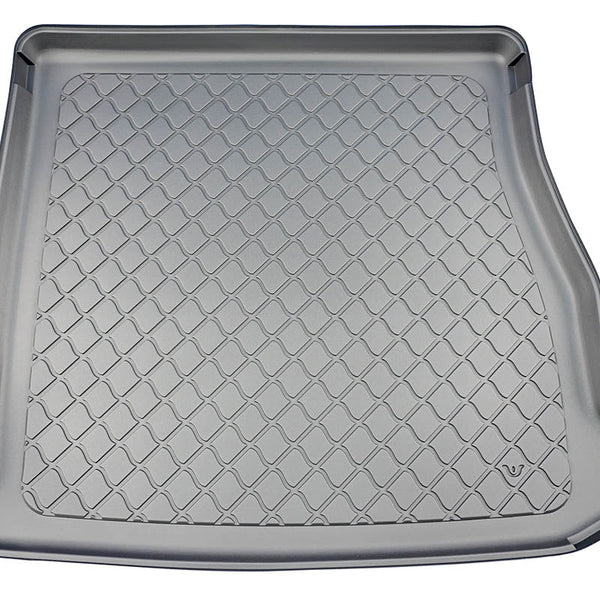 Vasche baule Mercedes Classe C W206 PHEV, carrozzeria auto famigliare, fabbricazione 10.2021 - presente | 194018GRD
