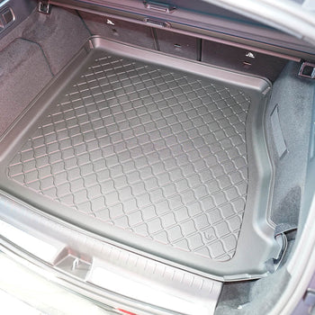 Vasche baule Mercedes Classe C W206 PHEV, carrozzeria auto famigliare, fabbricazione 10.2021 - presente | 194018GRD