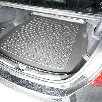 Vasche baule Mercedes Classe C W206 PHEV, carrozzeria berlina, fabbricazione 10.2021 - presente | 194019GRD