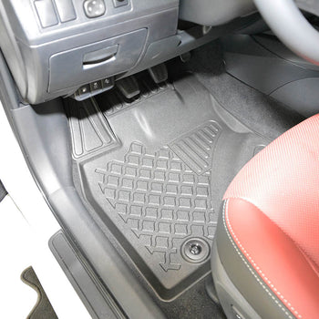 Tappetini auto a vaschetta Toyota Avensis III, fabbricazione 01.2009 - 08.2018, carrozzeria auto famigliare | 602768