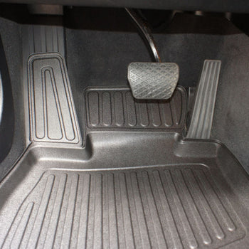 Tappetini auto a vaschetta BMW Serie 5 F11, fabbricazione 03.2010 - 2013, carrozzeria auto famigliare prima del facelift, senza x-drive | 603163