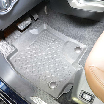 Tappetini auto a vaschetta Mercedes Classe X Clasa X, fabbricazione 01.2016 - presente, carrozzeria pick-up senza l'estintore fissato al passeggero a destra | 603361