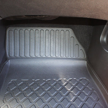 Tappetini auto a vaschetta Opel Zafira C, fabbricazione 01.2012 - 07.2019, carrozzeria van 5-7 posti, senza terza fila | 602865