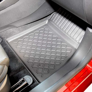 Tappetini auto a vaschetta Ford Fiesta VIII MHEV, fabbricazione 06.2022 - presente, carrozzeria hatchback facelift | 603137