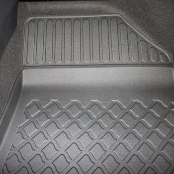 Tappetini auto a vaschetta Kia Carens III, fabbricazione 04.2013 - 08.2019, carrozzeria van 5-7 posti, senza terza fila | 603187