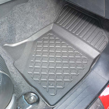 Tappetini auto a vaschetta Toyota Hilux, fabbricazione 09.2016 - presente, carrozzeria pick-up doppia cabina | 603380