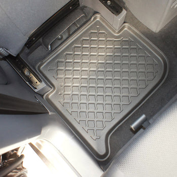 Tappetini auto a vaschetta Volkswagen Touran I, fabbricazione 03.2003 - 08.2015, carrozzeria van 5-7 posti, senza terza fila | 602551