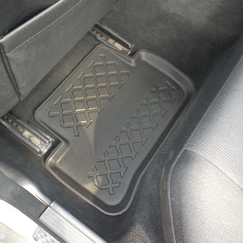 Tappetini auto a vaschetta Mercedes Classe C W204, fabbricazione 12.2007 - 09.2014, carrozzeria auto famigliare | 602713