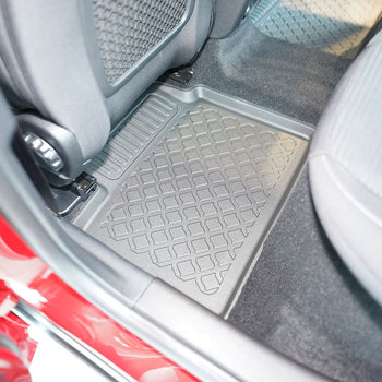 Tappetini auto a vaschetta Ford Focus IV MHEV, fabbricazione 07.2020 - presente, carrozzeria hatchback | 603141