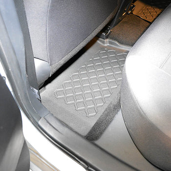 Tappetini auto a vaschetta Toyota Auris II Hybrid, fabbricazione 07.2013 - 12.2018, carrozzeria auto famigliare | 603374