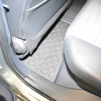 Tappetini auto a vaschetta Toyota Corolla Hybrid, fabbricazione 2019 - presente, carrozzeria hatchback | 603387