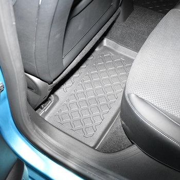 Tappetini auto a vaschetta Mitsubishi Colt VII Hybrid, fabbricazione 10.2023 - presente, carrozzeria hatchback | 603478