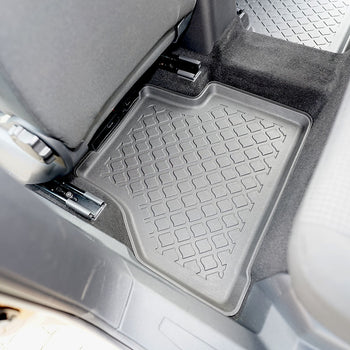 Tappetini auto a vaschetta Volkswagen Caddy Maxi, fabbricazione 11.2020 - presente, carrozzeria van 5-7 posti, senza terza fila | 603886