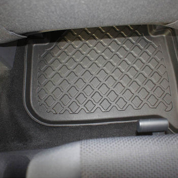 Tappetini auto a vaschetta Volkswagen Touran I, fabbricazione 03.2003 - 08.2015, carrozzeria van 5-7 posti, senza terza fila | 602551