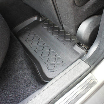 Tappetini auto a vaschetta Mercedes Classe C W204, fabbricazione 12.2007 - 09.2014, carrozzeria auto famigliare | 602713