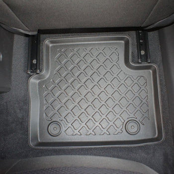 Tappetini auto a vaschetta Opel Insignia A, fabbricazione 01.2009 - 08.2017, carrozzeria auto famigliare 5 porte | 602855