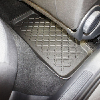 Tappetini auto a vaschetta Volkswagen Golf 7, fabbricazione 10.2012 - 12.2019, carrozzeria hatchback 3 porte | 603108