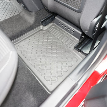 Tappetini auto a vaschetta Ford Focus IV MHEV, fabbricazione 07.2020 - presente, carrozzeria hatchback | 603141