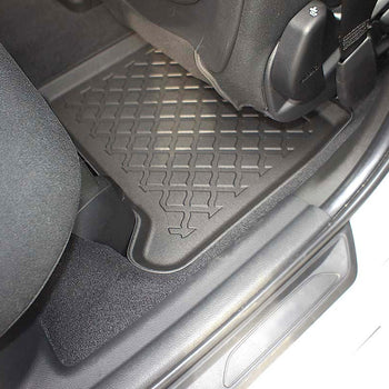 Tappetini auto a vaschetta BMW Serie 2 F46 Gran Tourer, fabbricazione 03.2015 - presente, carrozzeria van 5-7 posti, senza terza fila | 603167