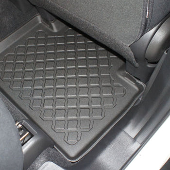 Tappetini auto a vaschetta Nissan X-Trail T32, fabbricazione 08.2014 - 12.2021, carrozzeria suv 5-7 posti, senza terza fila | 603271
