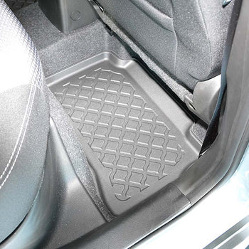 Tappetini auto a vaschetta Suzuki Vitara MHEV, fabbricazione 01.2020 - presente, carrozzeria suv non corrisponde al modello full hybrid | 603590