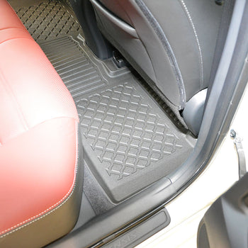 Tappetini auto a vaschetta Toyota Avensis III, fabbricazione 01.2009 - 08.2018, carrozzeria auto famigliare | 602768