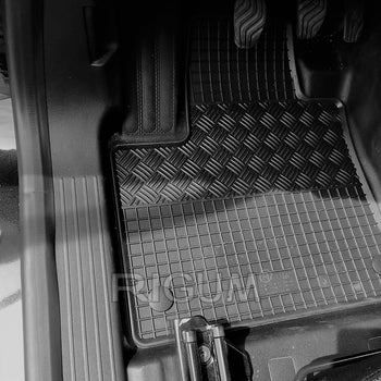 Tappetini auto in gomma Mercedes T-Class, fabbricazione 04.2022 - presente, carrozzeria van | 905564