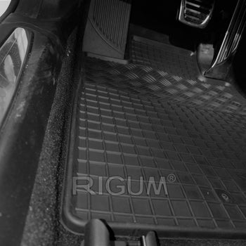 Tappetini auto in gomma Alfa Romeo Giulia, fabbricazione 06.2016 - presente, carrozzeria berlina 4x4 | 905878