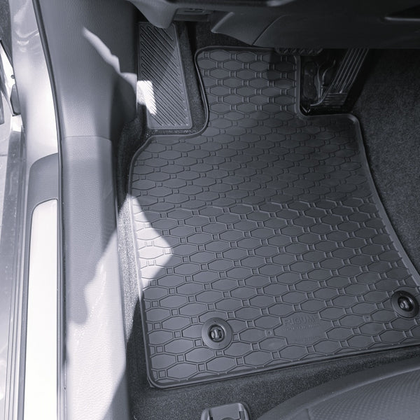 Tappetini auto in gomma Toyota Camry XV80 Hybrid, fabbricazione 2024 - presente, carrozzeria berlina | 906660