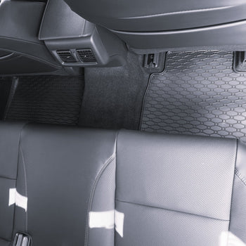 Tappetini auto in gomma Toyota Camry XV80 Hybrid, fabbricazione 2024 - presente, carrozzeria berlina | 906660