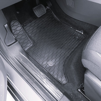 Tappetini auto in gomma Citroen C3 IV Hybrid (MHEV), fabbricazione 2025 - presente, carrozzeria hatchback | 906929