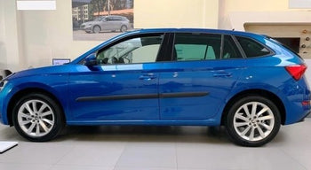 Modanatura laterale della carrozzeria Skoda Kamiq, fabbricazione 09.2019 - presente, carrozzeria suv | F-41