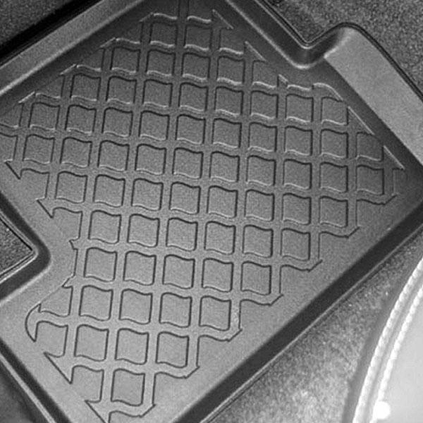 MATERIALE CON UN COMPONENTE IN PLASTICA FLESSIBILE