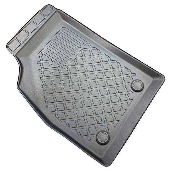 Tappetini auto a vaschetta Microcar Due 6, fabbricazione 03.2020 - presente, carrozzeria hatchback | 653750