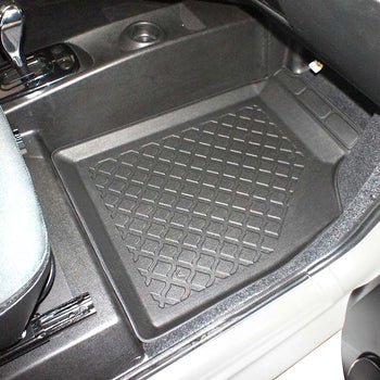 Tappetini auto a vaschetta Microcar Due 6, fabbricazione 03.2020 - presente, carrozzeria hatchback | 653750
