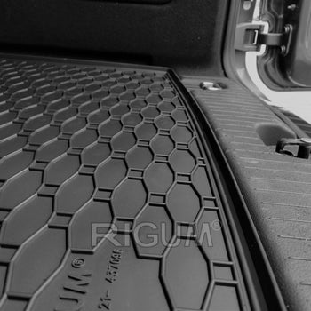 Vasche baule Ford Tourneo Connect III, carrozzeria van, fabbricazione 05.2022 - presente, 5 posti | 437096
