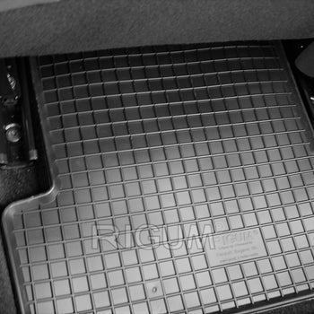 Tappetini auto in gomma Renault Megane III, fabbricazione 11.2008 - 12.2015, carrozzeria hatchback | 902167