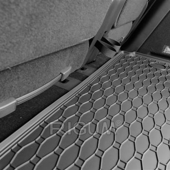 Vasche baule Ford Tourneo Connect III, carrozzeria van, fabbricazione 05.2022 - presente, 5 posti | 437096