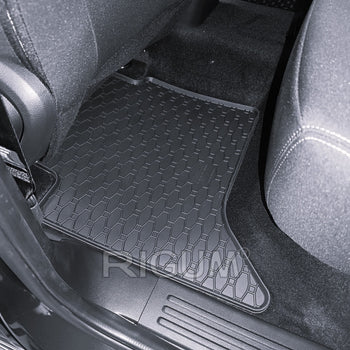 Tappetini auto in gomma Volkswagen Amarok, fabbricazione 2022 - presente, carrozzeria pick-up | 906004