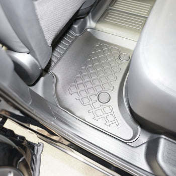 Tappetini auto a vaschetta Land Rover Defender 110, fabbricazione 2020 - presente, carrozzeria suv l663 | 604160