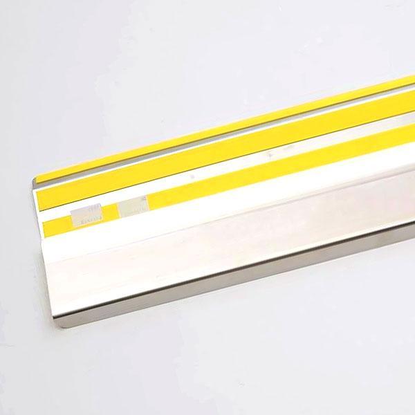 Montaggio con banda 3M